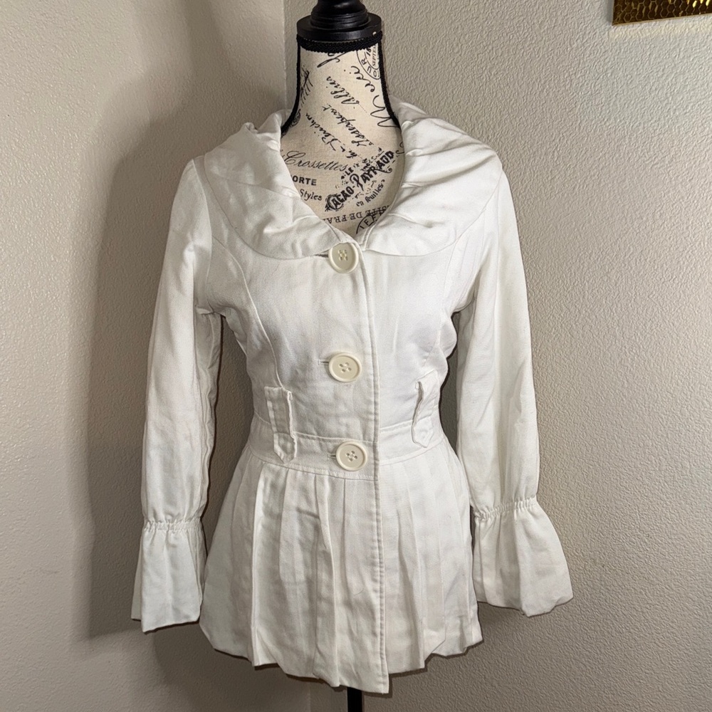 Finesse White Trench Coat with Large Buttons